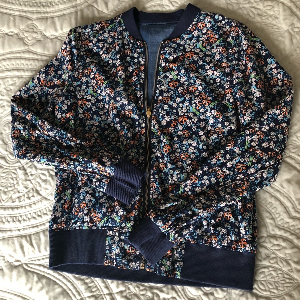Le Lis Reversible Chambray Jacket